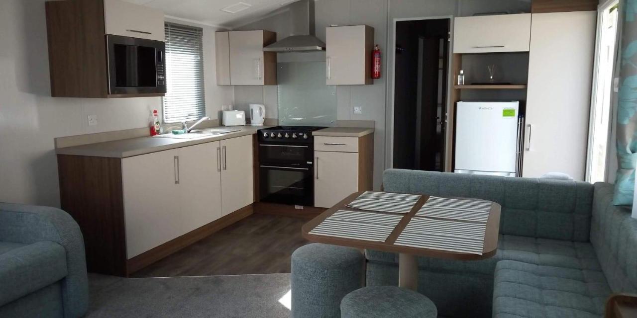 فندق Haven Rockley Park,Lytchett Bay View بول المظهر الخارجي الصورة