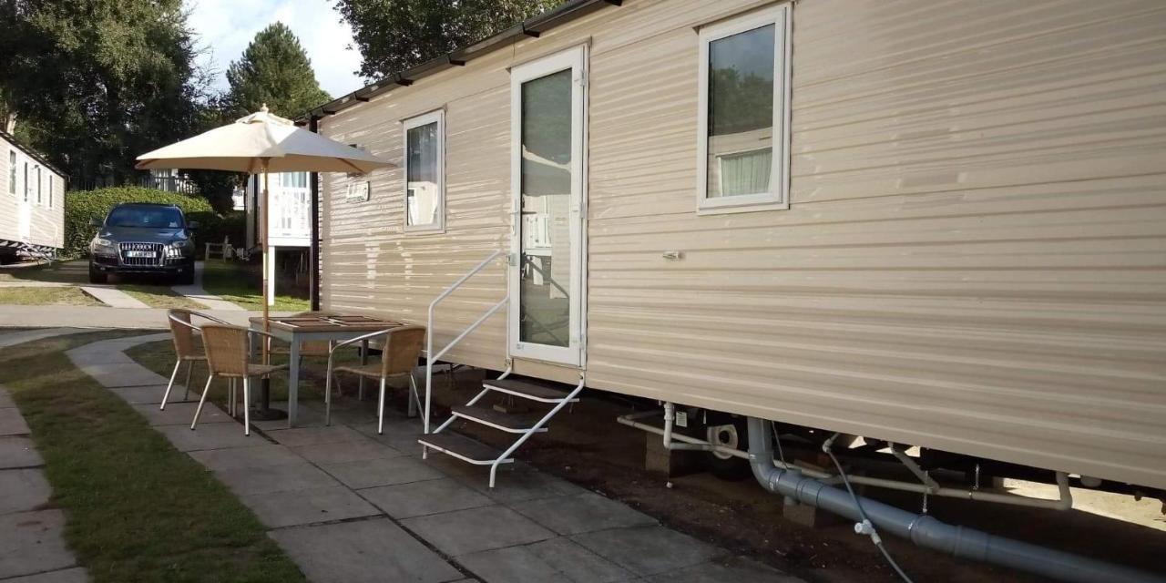 فندق Haven Rockley Park,Lytchett Bay View بول المظهر الخارجي الصورة